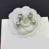 2024 Channel Boucles d'oreilles Perle Diamond Drop Gold Moles Oread Oreing Designer Foom Fashion Brand pas les oreilles de mariage en argent fondu