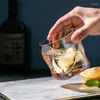 Bicchieri da vino che bevono bicchiere di birra s whisky tazza trasparente tazza bevande cocktail