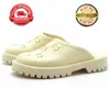 2024 Nouveau créateur de pantoufle de luxe de luxe Sandale Sandal Platform Plate-ciel Rainbows Summer Summer For Womens Mens Mmens Brands Deafoam Rubber Beach