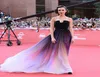 Elie Saab elegant gradient Färgglada sexiga aftonklänningar ombre chiffon promklänningar aftonklänningar för fest stropplösa veck kvinnor4566251