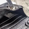 Tasarımcı çanta dikili siyah küçük omuz çantası gerçek deri zincir crossbody çanta moda kadın erkekler polyester astar haberci çantası çıkarılabilir fermuarlı debriyaj