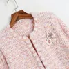 Kvinnors stickor 2024 Spring/Summer Sweet Hooked Flower Sticked Cardigan Women Pink Romantic Elegant Long Sleeve Sweater