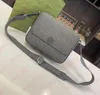 Tasarımcı Çanta Kadın Omuz Çantası Ophidia Erkekler Messenger Toates El çantası Marka Lüks Hobo Ayarlanabilir Kırmızı Yeşil Omuz Kayışları Çanta Vintage Crossbody Cüzdan