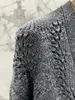Tricots de tricots pour femmes Prink à paillettes creuses de printemps / été avec artisanat spécial Détails précieux et lignes modernes