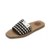 Coperni litera haftowe Eva Flat Bottom Kapcie dla kobiet letnie kapcie noszące sandały plażowe dla damskich buty luksusowe designerskie codzienne moda moda