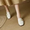 Casual schoenen vierkante teen gesp geworden eenvoudige flats dames basische witte muilezels echte leer dagelijkse rij flats vrouwen mocassins koehide loafer