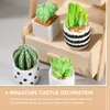 Dekorativa blommor 8 PCS Artificial Cactus Mini Figurines Decoration Prickly Pear Tabletop Harts Miniature