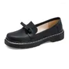 Casual skor plus storlek 34-43 mode mjuk läder runda huvud kvinnor lägenheter damer sida dagliga plattstudenter bowknot loafers