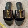 New Style Sandals Sandales Patent Cuir Slide Mule Crocodile Skin Summer Brand Metal Black Beach Womens Flat Sexy Designer Pool Sliders Loafer Sandale