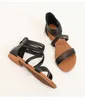 Stylish Sandals Women Versatile Fairy Roman Spets Flat Bottom Bohemian Beach Shoes Sandles Heels Flip Flop 240228