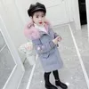 Down Coat Girls Winter Jackets Fashion Long geborduurde kleding op padded voor Little 2024 11 jaar