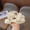 Teuters Kids Sandalen Babyschoenmeisjes Designer Kid Zwart roze Witte Kid Zuigelingen Kinderschoenen Maat 26-35