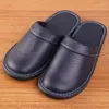 Slippers Plus Size Spring and Automn Season Chaussures intérieures Lovers Men's Man Simple Leather Home for Men
