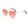 Nouvelles femmes Love Ocean Film Sunglasses Metal Peach Heart Fashion Fashion Enveloppe de coeur