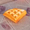 Dekorativa blommor 1st Simulering Waffle Model Fake Fruit Bread Cake Western Food Exempel Dessert Pastry Heart Decoration Props