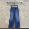 Fashion de jeans pour femmes pour femmes doubles poches patchwork hauts hauts pantalons en denim à jambe droite printemps été 2024 marée ax59