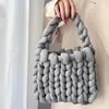 Opbergtassen Diy Haak Handgemaakte vrouwen onderarm tas Designer Winter Tote breien handtassen voor geweven dikke gebreide portemonnee