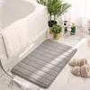 Badmatten Matte Ultra weiches Wasser saugfähig Bodenboden Anti-Rutsch-Badezimmer Teppich Waschbarer Dusche Dekorationsgedächtnisschwamm