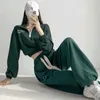 Kvinnors tvåbitar byxor Spring Women 2 Pieces Set Tracksuit Sweatpants Womens Hoodies and Trousers Sports Suit Zip Crop Top Sweatshirts