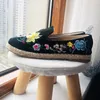 Casual Shoes Handmade Floral Embroidered Women Soft Canvas Espadrilles Ladies Breathable Cotton Slip On Loafers Flats