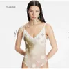 2024 Оригинальный дизайн бренда New Women's Swimsuit Высококачественный модная Европа и Горячие принты Соединенных Штатов v Sexy Beach Bikini 962