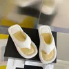 Designer Ladies Flip Flops einfache Jugendruhrschuhe Moccasin -Schuhe für Frühlings Sommer- und Herbsthotels Strände andere Orte Rutschpantoffeln für Frühlingssandalen