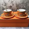 Canecas xícaras de chá de luxo e pires Conjunto de 2 fino China China Coffee Golden Handle Royal Porcelain Party Espresso