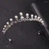 Clips de cheveux Luxury Femmes Crown Bandband Crystal Rhinestone Tiara and Band Silver Color Bridal Wedding Accessoires bijoux