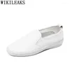 Casual skor damer vita loafers kvinnor glider på läderkvinnor lägenheter plus storlek 42 43 zapatos mujer buty