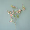 Kwiaty dekoracyjne 1 szt. Piękny sztuczny kwiat śliwki Prosty elegancki symuluj DIY Buquet Creative Fake With Leaf