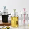 Lagringsflaskor Läcksäker press-typ Olje Dispenser Bottle 2 I 1 Wide Opening Condimnt behållare med silikonborste Lätt att kontrollera
