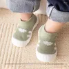 Eerste wandelaars baby gaas schoenen ademen sandalen kinderen gebreide casual baby zachte peuter klein