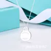 Designer Brand Tiffays Round Cake Necklace Female CNC SEAL SEAL SEAL PENDANT CLAVICLE CATERE CATERE SEMPLICE ORECCHI ROUND ORECCHI ACCESSI DELLA CASA PEDICLE