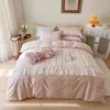 Conjuntos de ropa de cama de lujo de cuatro piezas Syle Girl Heart Heart Cotton Pastoral Lotus Lace Lace Caki Net Rojo de alto grado