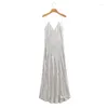 Vestidos informales elegantes Silver Long Dress Women Sexy Slip Mujer sin espalda Mujer brillante Noche de fiesta de verano sin mangas sin mangas