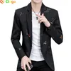 Gold Print Blazer Men Korean Trend Streetwear Mens Ubranie Casual Suit Płaszcz Mężczyzna Slim Fit Blazer Masculino Black White 240329