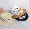 Ontwerper Dichte wevende strohoed Casual biater hoeden mode minimalistische emmer hoed ontwerper strand vissermans cap gras vlecht plat