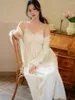 Home Vêtements French Sexy Nightgown Femmes Two-Piece Set Spring Silk Lace Fairy Jacquard Pajamas Robe Nightgowns Sleepwear