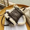 Bag modeplysch Tote Women's Handbag Casual Lambool Pu Leather Shoulder Messenger Väskor för kvinnor 2024 Designer handväska