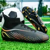 American Football Shoes Boots Futsal Flying Tonet Sneakers Men Ultralight que não deslizam as crianças são respiráveis na primavera