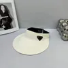 قبعة Visor for Women Summer Sun Hat واقية من الشمس في الهواء الطلق قبعات رياضية مصممة على شاطئ الشاطئ قبعة بسيطة أنيقة ارتداء مريحة حافة كبيرة يحمي الأشعة فوق البنفسجية