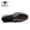 Chaussures décontractées Desai Top Quality Men Locs Easy Wear Upy Male Male Grain Cuir Crocodile Match supérieur 2024 Arrivée de printemps