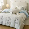 Bedding Conjuns