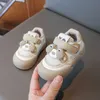 HBP Non-Brand 2024 Spring Mesh Ademende babyschoenen Vrouwelijke cartoon baby Soft Soft Shoes Manne Baby Wandelschoenen