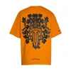 23SS İlkbahar/Yaz Versiyonu Orange Sword Cross Horseshoe Kısa Kollu T-Shirt