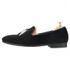 Случайные туфли Piergitar Top Grade Black Velvet Men's Loafers с прозрачными хрустальными кисточками ручной работы Moccasins для вечеринок и банкета плюс