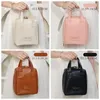 Cosmetische tassen Koreaanse stijl Shell Shape Letter Printing PU Leather Makeup Handtas toiletartikelen Organisator