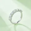 Cluster ringen rond VVS diamanten groothandel fijne sieraden diamant dame bruiloft verloving dames 925 sterling zilveren dames 4 mm moissanite