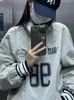 Houzhou Kpop Spegnere donne vintage Y2K Sports V-Neck Tops oversize coreano streetwear hip hop femmina con cappuccio sottile stampata 240326