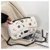 2024 neuer Designer Womens Crossbody Schulter Pop kleines Diamantgitter bestickter Fadenkette Trend Messengerbeutel